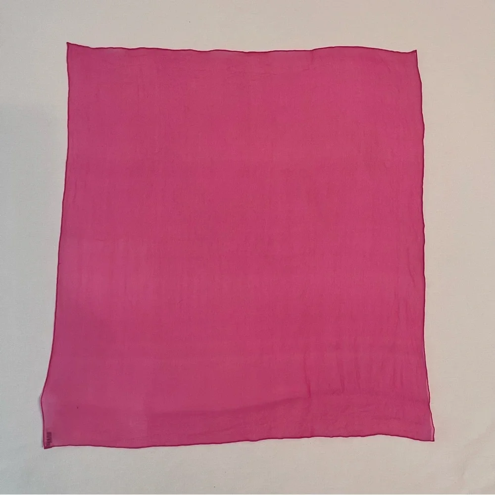 Vera Neumann Vintage Solid Barbie Pink Silk Hand Rolled Square 21x22 Scarf Japan